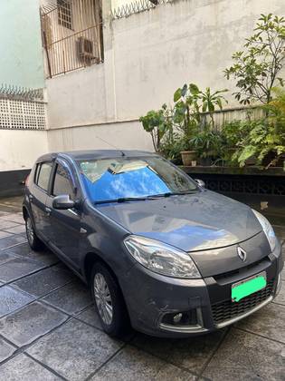 RENAULT SANDERO 1.6 PRIVILÈGE 8V FLEX 4P MANUAL RENAULT SANDERO 1.6 PRIVILÈGE 8V FLEX 4P MANUAL